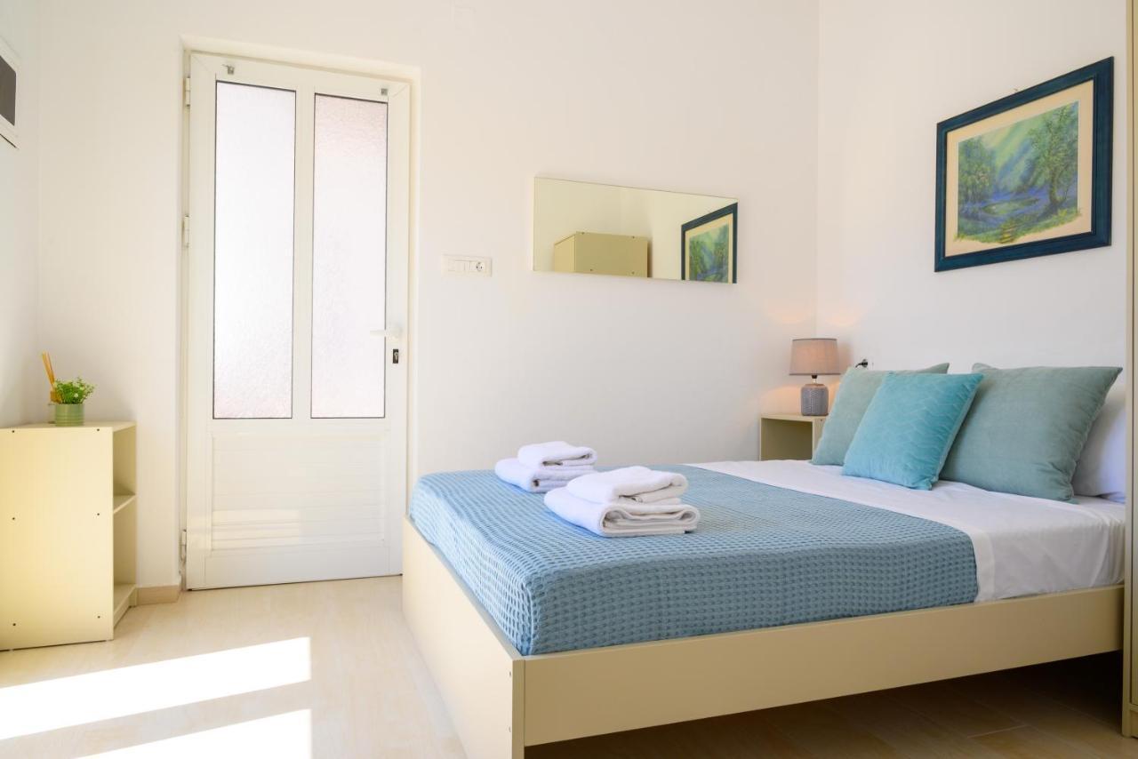 Artemis Apartment First Floor Elounda Buitenkant foto